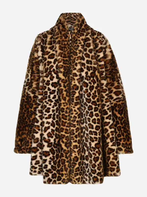 x KIM Faux fur cape